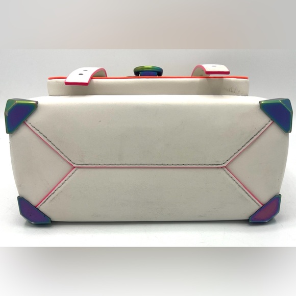 Michael Kors Manhattan Medium Contrast Trim Satchel - Picture 6 of 16